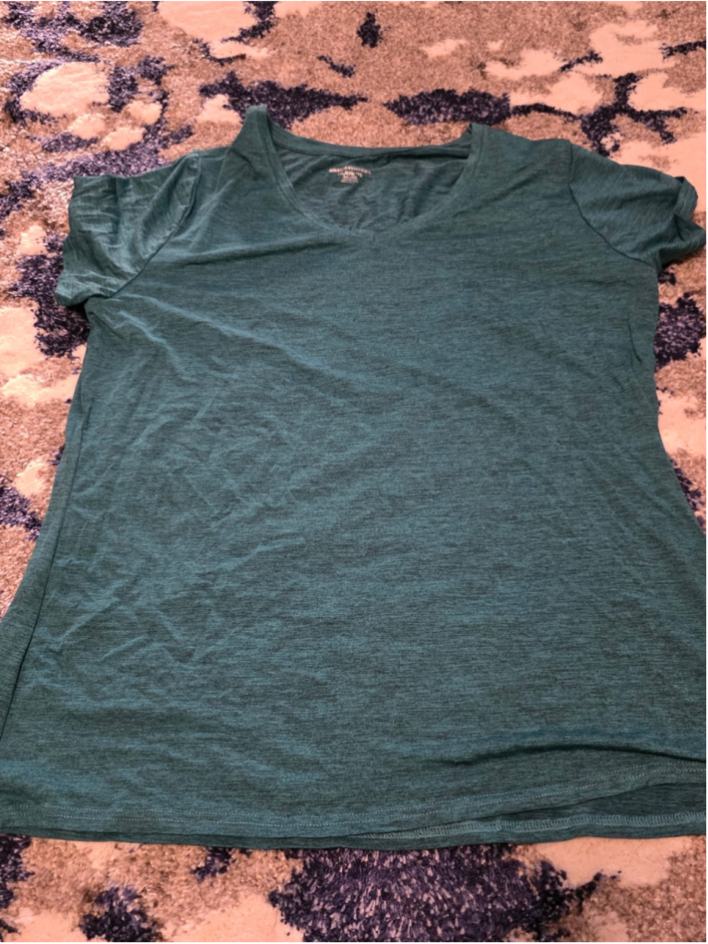 Women's Amazon Essentials Green V-Neck Short Sleeve Tee Size XXL